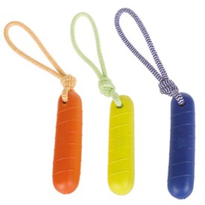 M-PETS-Splash-Sticks-jucărie-de-aport-caini-XS-M-plutitoare-cauciuc-diverse-culori-5x5cm-1